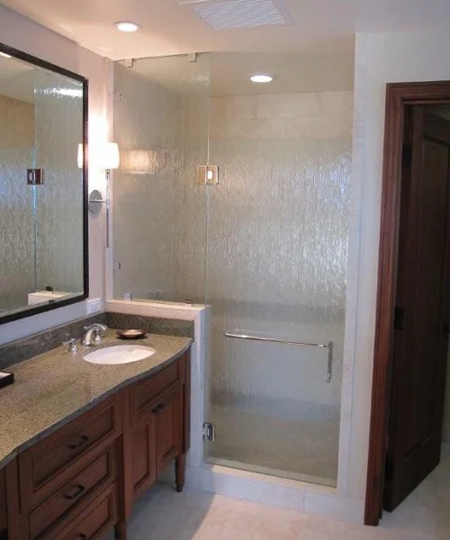 Textured Shower Glass Unit